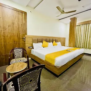 Olive Star 3*, Agra (Uttar Pradesh) India
