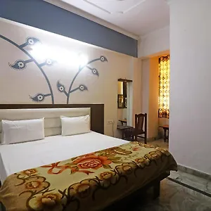 Spot On 22768 Ambika Palace 3*, Agra (Uttar Pradesh) India